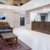 Отель Ramada Watertown, фото 2