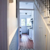 Отель Stylish and Spacious 4 Bedroom Queen's Park House, фото 4