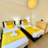 Отель Spacious 5 bed townhouse Manchester, Salford Qauys - Two Bedroom with Parking, фото 8