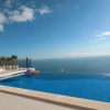Отель Stunning Villa With Private Heated Pool, фото 3