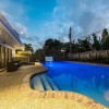 Отель Great for Families & Larger Groups! - Perfect Location, Near FTL Beach With Private Pool by Redawnin, фото 15