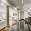 Отель Luxury 5BR & Pool Home in Westmount MTL, фото 12