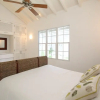 Отель Large Townhouse with Plunge Pool, 3 mins from Beach - Turtle View 2 by BSL Rentals, фото 16