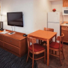 Отель Pines Inn & Suites, фото 13