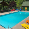 Отель Inviting Sevierville Cabin w/ Deck & Hot Tub!, фото 10