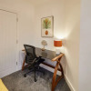 Отель Host Stay Rochester Apartment, фото 12
