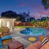 Отель Hollywood Luxurious Villa w Heated Pool, фото 18