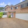 Отель 3/54 Owen Street, Port Macquarie в Порт-Маккуори