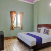 Отель SPOT ON 90340 Al Bayt Homestay Syariah, фото 1