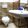Отель OYO Premium Near Sdm Court the Mall, фото 7