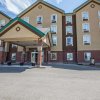 Отель Comfort Inn Lethbridge в Летбридже