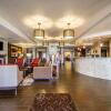 Отель Comfort Suites Redding - Shasta Lake, фото 2