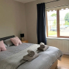 Отель Immaculate 3-bed House With Private Secure Garden, фото 24
