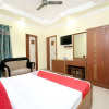 Отель OYO 15667 Hotel Anand, фото 14