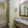 Отель Quality Inn & Suites Hotel Muncie, фото 9