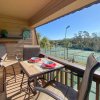 Отель Hilton Head Getaway w/ Tennis View: Walk to Beach, фото 8