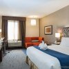 Отель Holiday Inn Express Redwood City-Central, an IHG Hotel в Редвуд-Сити