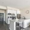 Отель Iconic Rideau 1Bd Unit Balcony Free Parking 2, фото 7