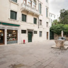 Отель Luxury S A San Marco Palace 3mins From San Marco, фото 1