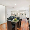Отель Sanctuary Apartments - Collins St CBD, фото 8