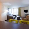 Отель Candlewood Suites Dickinson ND, an IHG Hotel, фото 4