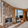 Отель 3bdr Condo-master Fireplace, Upgraded Kitchen, Kids Ski Free 3 Bedroom Condo by RedAwning, фото 12