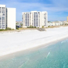 Отель Shoreline Towers 1023 2 Bedroom Condo by RedAwning, фото 20