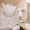 Отель Kindersley All Suites Hotel, фото 9