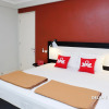 Отель Zen Rooms Anjani Galaxy Mall Syariah - Hostel, фото 9