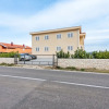 Отель Simplistic Apartment in Neviđane near Sea Beach, фото 1