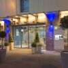 Отель Holiday Inn Express Paris - Velizy, an IHG Hotel в Велижи-Вийакубле