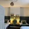 Отель Rose Cottage - 5 Person, City Centre With Parking, фото 3