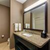 Отель Holiday Inn Arlington NE-Rangers Ballpark, an IHG Hotel, фото 8