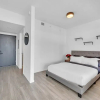 Отель Spacious Apartment with City View, фото 5