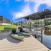 Отель Awesome Location with Dock, Pool, Bicycles & Kayaks by RedAwning, фото 16