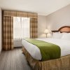 Отель Country Inn & Suites by Radisson, Charlotte University Place, NC, фото 34