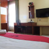 Отель RedDoorz Plus near DC Mall Batam, фото 4