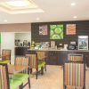 Отель La Quinta Inn & Suites Far Rockaway - JFK Airport, фото 4