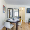 Отель Newly Decorated 2BR Yorkville Home, фото 13