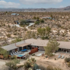 Отель Smoketree by Avantstay An Oasis w/ Two Kitchens, Pool, Hot Tub & Air Streamer!, фото 28