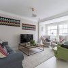 Отель Gorgeous 5BR home with garden and parking in Battersea, фото 2