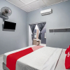 Отель SUPER OYO Gandaria Guest House Near Masjid Raya Sumatera Barat, фото 3