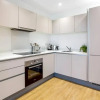 Отель Stunning 2 Bed/2 Bath In Town Centre & Parking!, фото 2