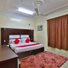 Отель OYO 285 Masharef Furnished Units In, фото 15