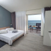 Отель Seaside Luxury Suites, фото 3