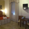 Отель Apartamentos La Fuente, фото 2
