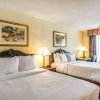 Отель Clarion Inn & Suites Central Clearwater Beach, фото 44