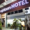 Отель ZEN Rooms Damansara Uptown в Петалинге Джайя