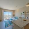 Отель Brand-new 1-Bedroom in Tawila, Lagoon & Pool View, фото 7