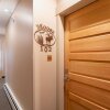 Отель Solitude Moose Room 102 - Estes Park 1 Bedroom Studio by Redawning, фото 14